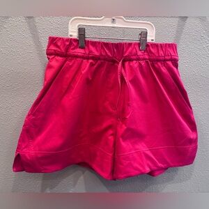 Lululemon Cinchable Waist High-Rise Woven Short